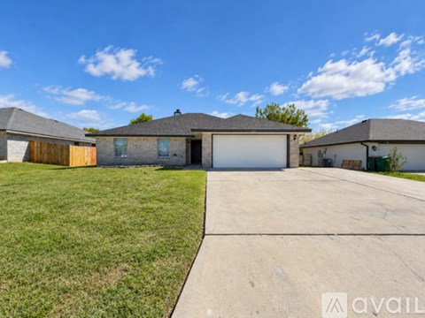 206 Timber Ridge Dr 4 Beds Apartment for Rent