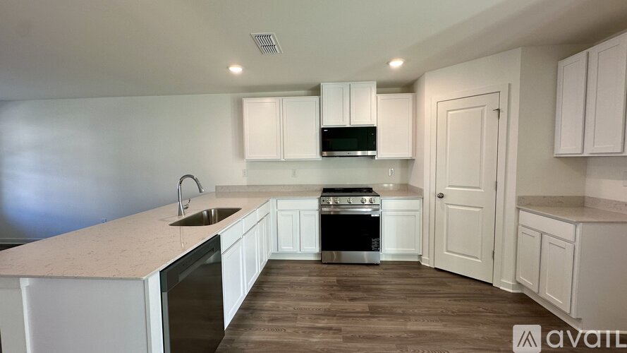 239 Golden Raintree Dr 4 Beds Single Family Home for Rent - Photo gallery 5