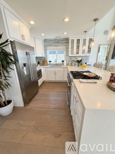 618 Marguerite Ave 2 Beds Condo for Rent - Photo gallery 5