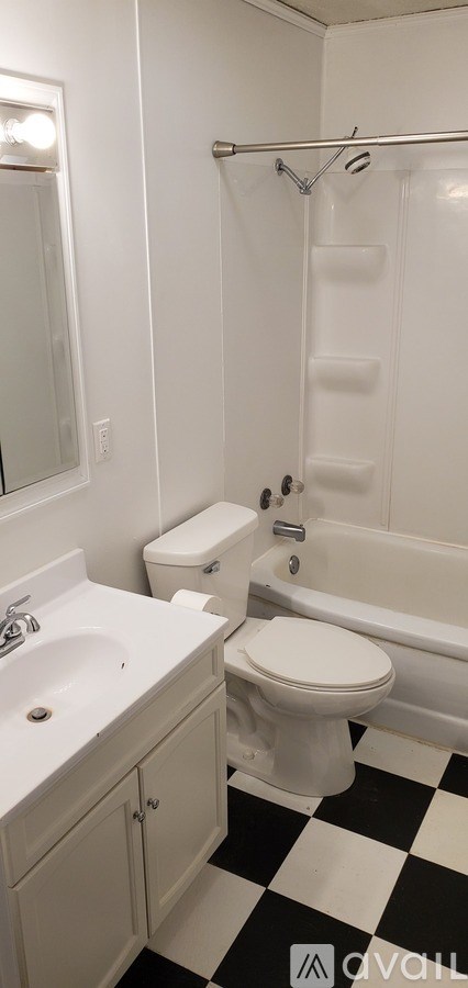 2605 Avenue H 3 Beds Apartment for Rent