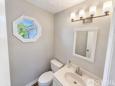 5641 Boulder Crest St 3 Beds Apartment for Rent