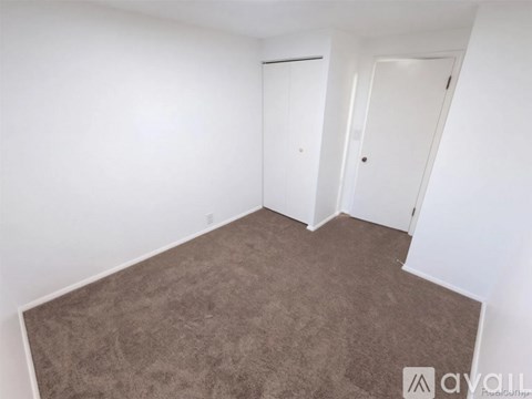 642 Kendalwood St NE 3 Beds Apartment for Rent