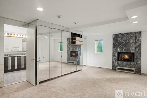 33 Harvey Ln 4 Beds Apartment for Rent