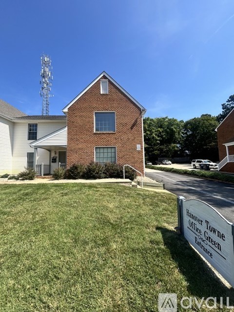 7266 Hanover Green Drive 4 Beds Apartment for Rent