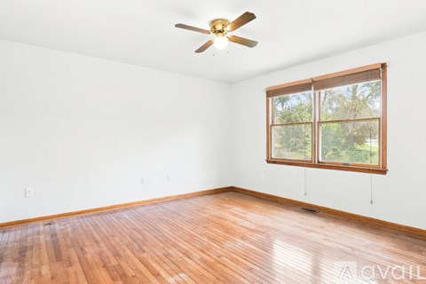 88 Mariners Ct 3 Beds Apartment for Rent