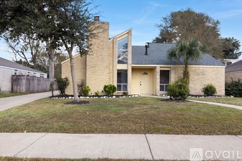 15804 Dunmoor Dr 3 Beds Apartment for Rent