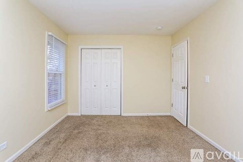137 Mayfield Dr 3 Beds Apartment for Rent