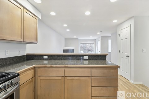 8505 Nesbit Ave N 3 Beds Apartment for Rent