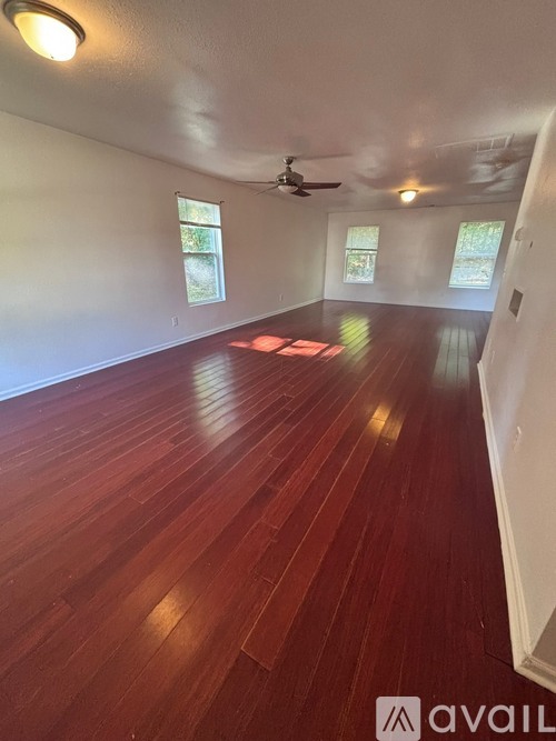 617 Annalinde Ln 4 Beds Single Family Home for Rent - Photo gallery 2