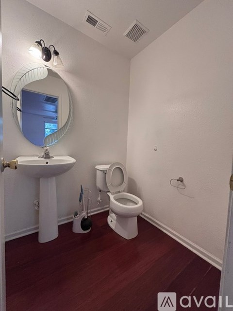 617 Annalinde Ln 4 Beds Apartment for Rent