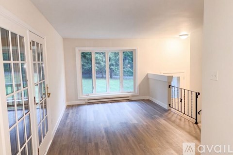112 N Lake Rd 4 Beds Apartment for Rent