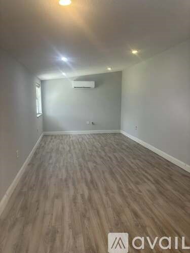 1330 Okaloosa Avenue 1 Apartment for Rent
