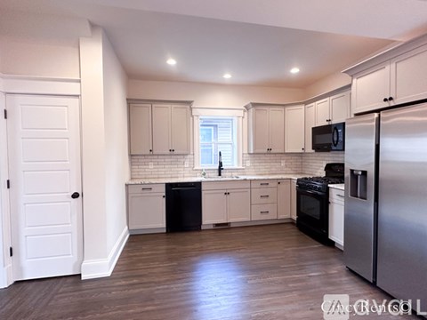 3752 Spencer Ave 4 Beds Apartment for Rent