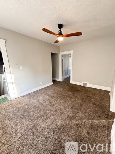 3001 W 11Th St 3 Beds Apartment for Rent