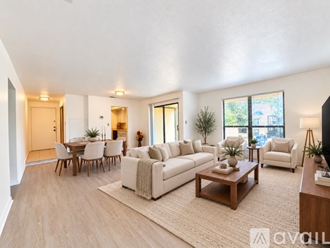 11843 Braesview 2 Beds Apartment for Rent