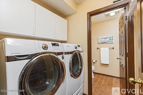 19712 Highland Ridge Drive 4 Beds Apartment for Rent