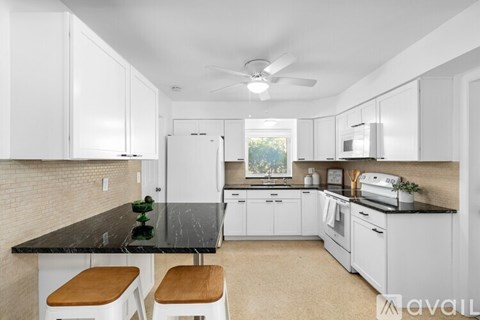 1048 Charles Street 3 Beds Apartment for Rent
