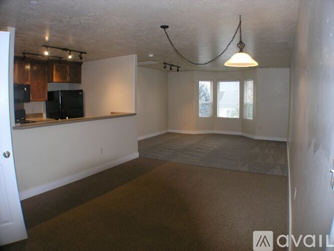699 N Mitchell St 2 Beds Apartment for Rent