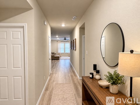 158 Ellenora Dr. 4 Beds Apartment for Rent