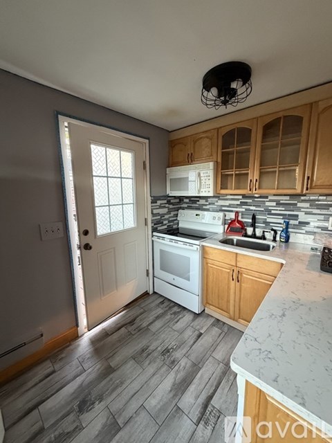 18 Austin Ct 2 Beds Apartment for Rent
