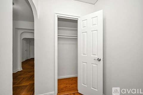 2685 Creston Ave Studio Apartment for Rent