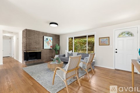 5706 Highland Rd 3 Beds Apartment for Rent