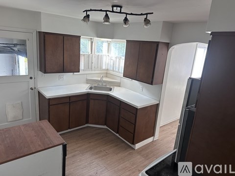 2405 East Evergreen Boulevard 2 Beds Apartment for Rent