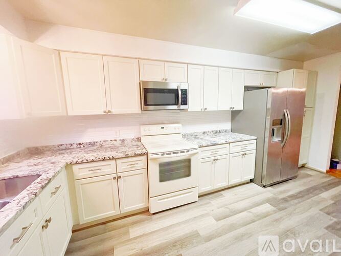 332 Kenridge Rd 3 Beds Apartment for Rent - Photo gallery 4