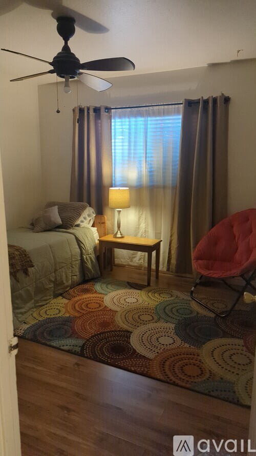 900 North Sunset Drive 3 Beds Single Family Home for Rent - Photo gallery 5