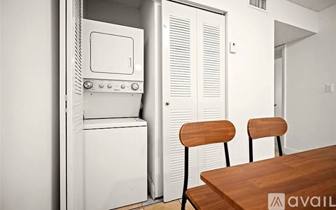 7195 NW 179Th St 2 Beds Apartment for Rent
