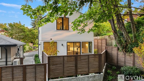 2316 South Forest Street 3 Beds Apartment for Rent