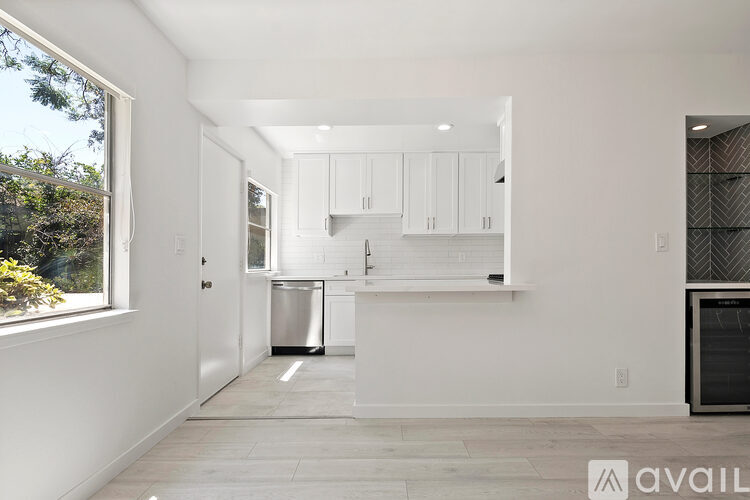 3635 Kalsman Drive, Unit 2 2 Beds Single Family Home for Rent - Photo gallery 2