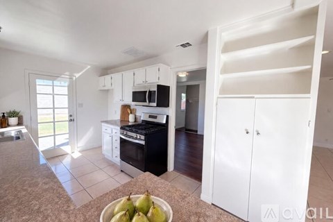 10606 Olson Dr 3 Beds Apartment for Rent