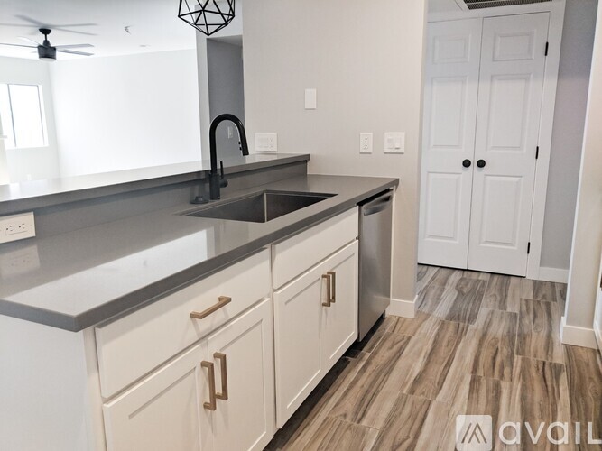 7510 East Thomas Road 2 Beds Condo for Rent - Photo gallery 2