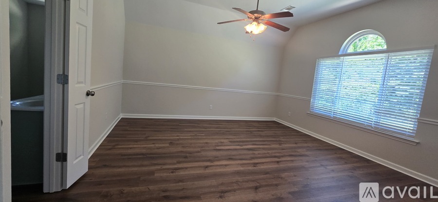105 Kimberly Drive 4 Beds Single Family Home for Rent - Photo gallery 2
