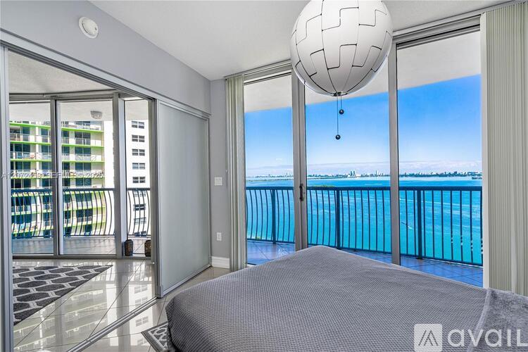1750 N Bayshore Dr 1 Condo for Rent - Photo gallery 2