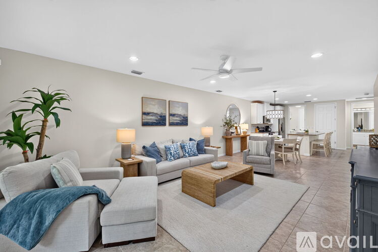 14939 Edgewater Cir 2 Beds Single Family Home for Rent - Photo gallery 4