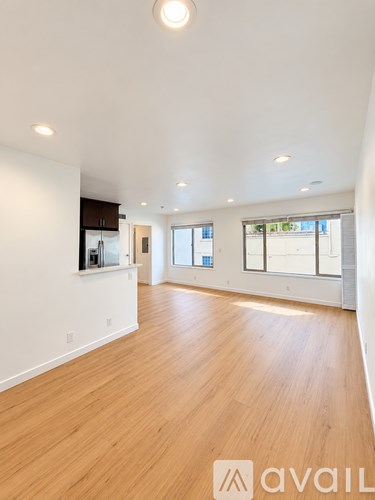 1837 N La Brea Ave 2 Beds Apartment for Rent