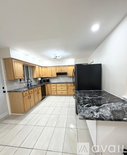 822 Murray Avenue 4 Beds Apartment for Rent