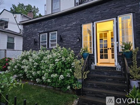 36 South 15Th Avenue 3 Beds Apartment for Rent