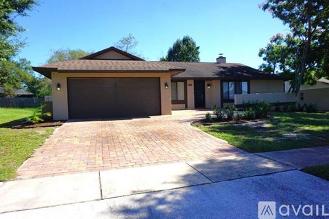 7707 Clubhouse Estates Dr 3 Beds Apartment for Rent