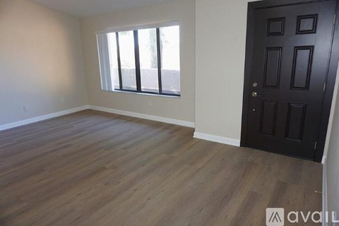 7707 Clubhouse Estates Dr 3 Beds Apartment for Rent