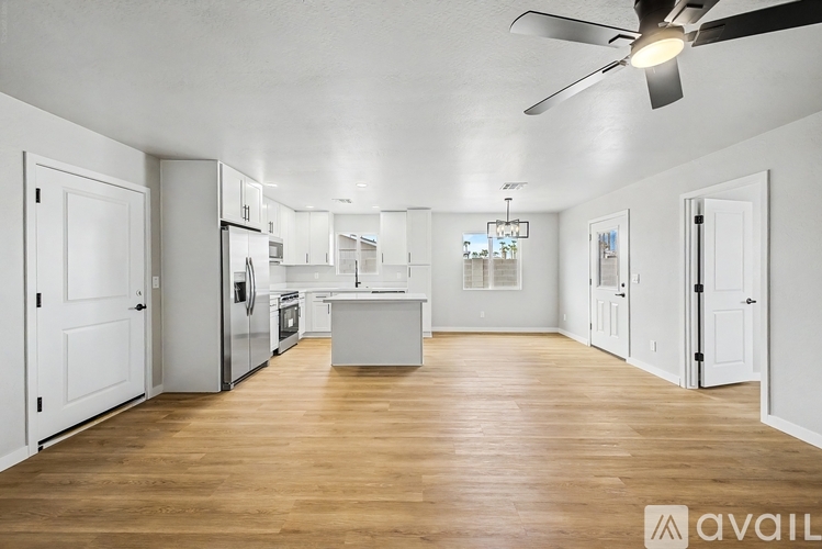 120 West 14th Avenue 4 Beds Single Family Home for Rent - Photo gallery 4