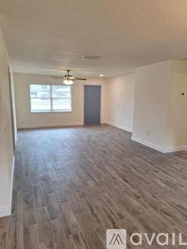 2274 Emerson Dr 4 Beds Apartment for Rent