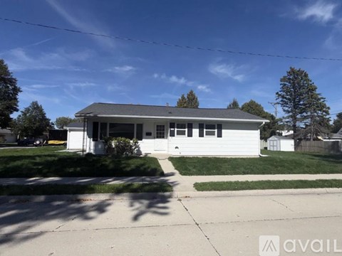 2323 Cooper Ave 3 Beds Apartment for Rent