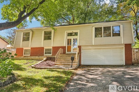 4533 Black Partridge Ln 5 Beds Apartment for Rent