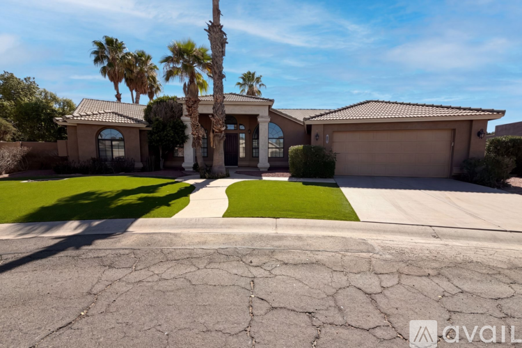 1208 E Clearview Dr 3 Beds Single Family Home for Rent - Photo gallery 1