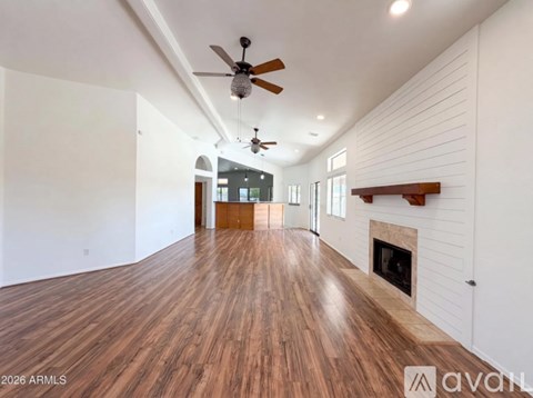 1208 E Clearview Dr 3 Beds Apartment for Rent