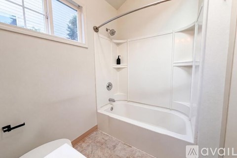 9885 SE 38Th Ave 2 Beds Apartment for Rent