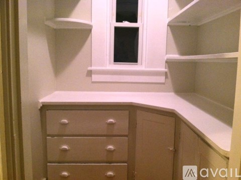 112 Main St 1 Apartment for Rent